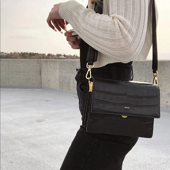 JW PEI Croc Black Crossbody Purse - Picture 3 of 5